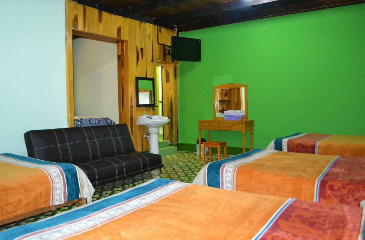 Hotel Delfin Comitan Экстерьер фото