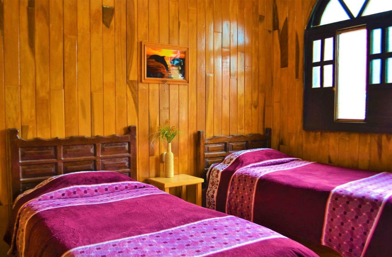 Hotel Delfin Comitan Экстерьер фото